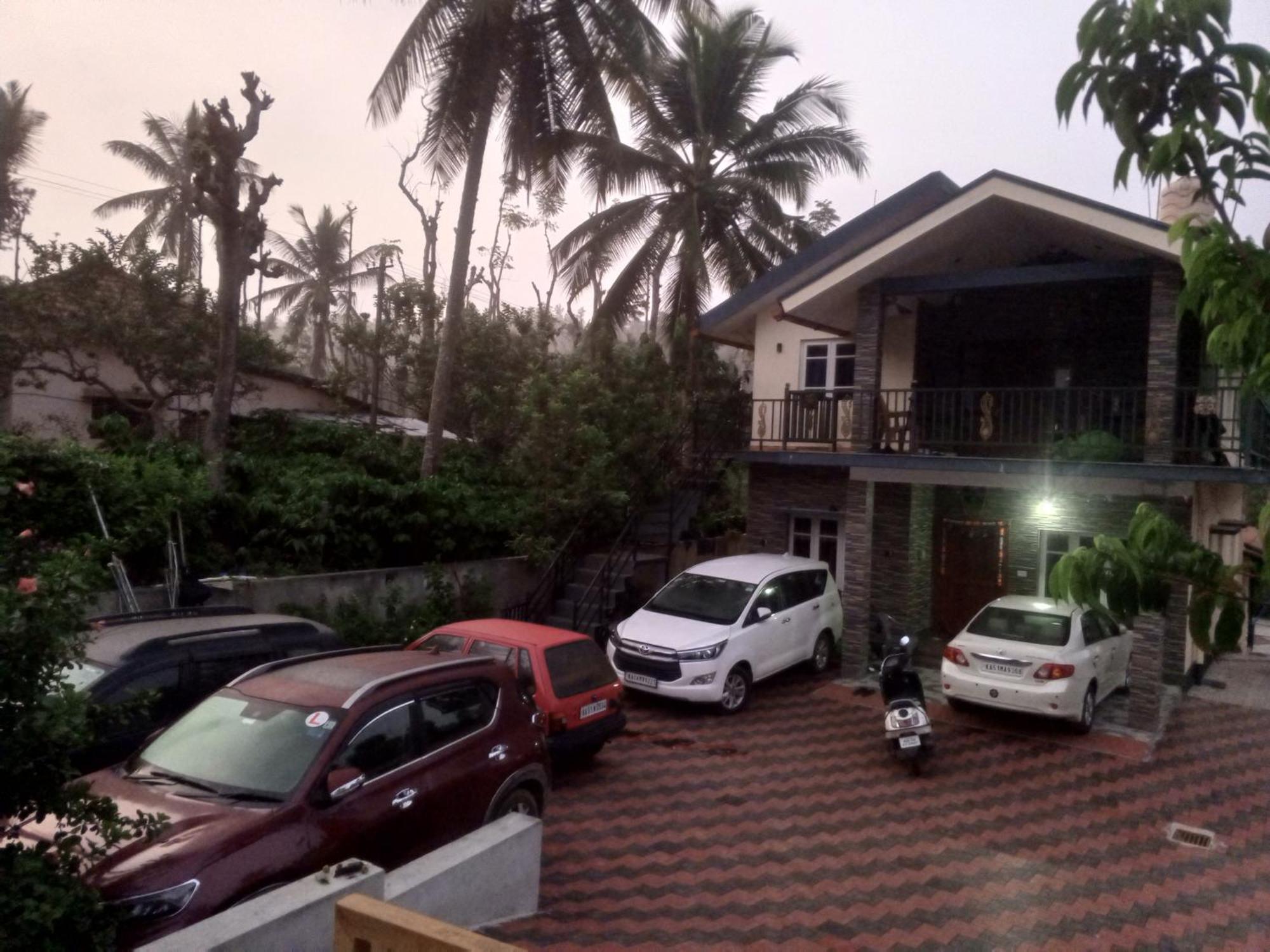 Halase Homestay Mudigere Luaran gambar